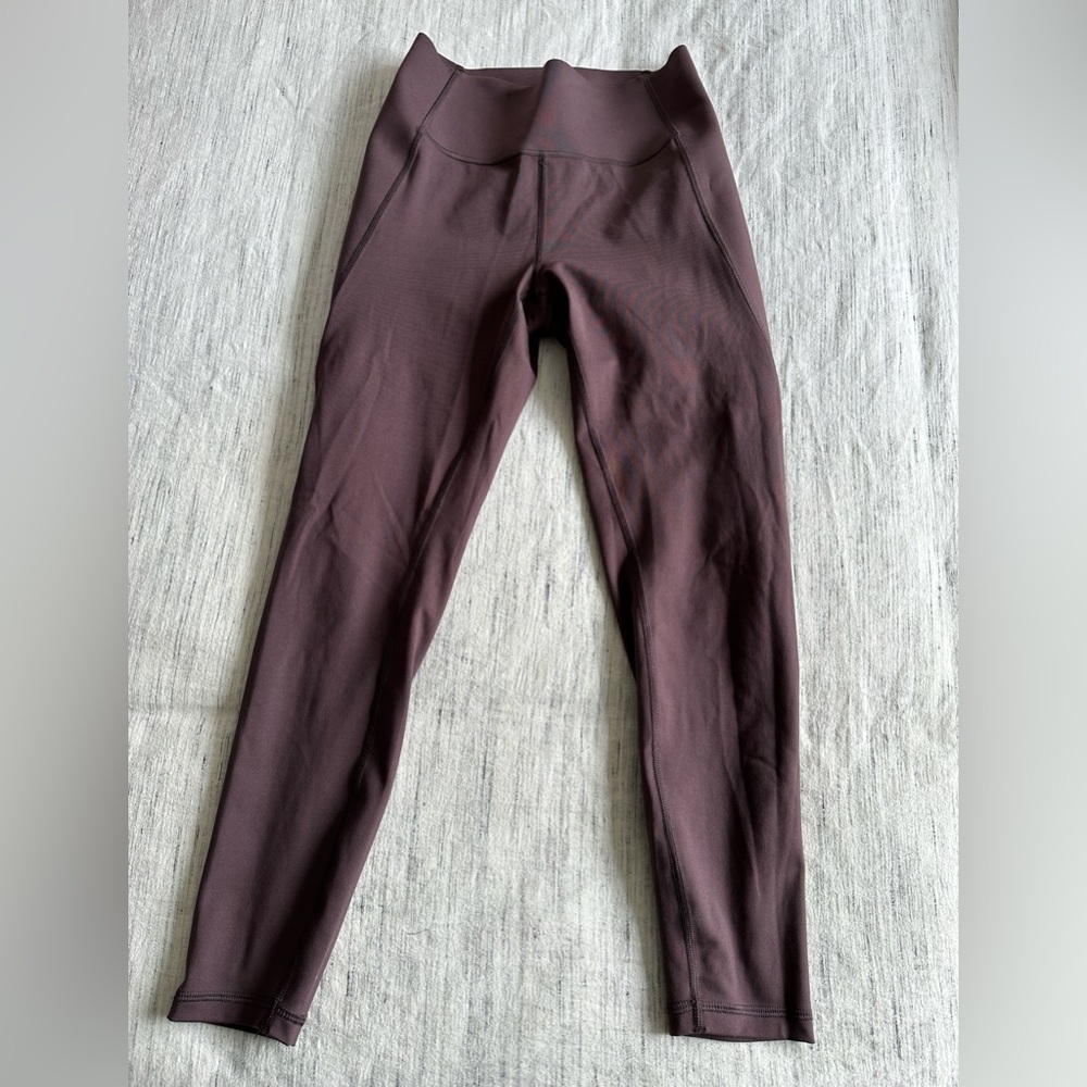 Gap Fit - 3/4 length leggings - eggplant colour size S